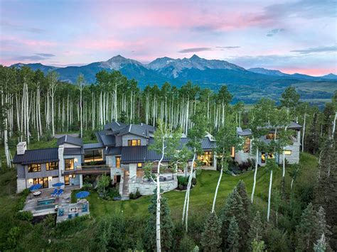 Zillow telluride - Zillow has 134 homes for sale in 81432. View listing photos, review sales history, and use our detailed real estate filters to find the perfect place.